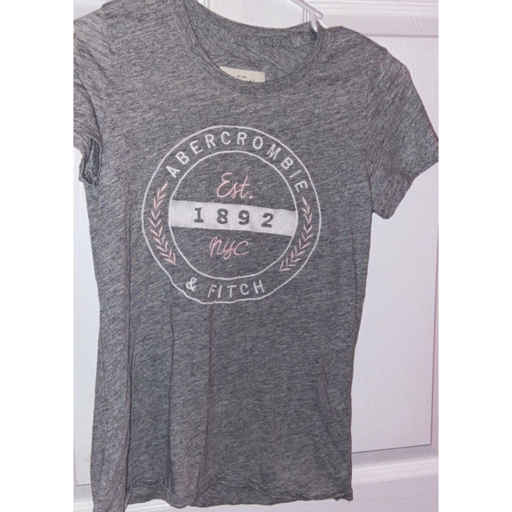 Abercrombie & Fitch Heather Gray Tee